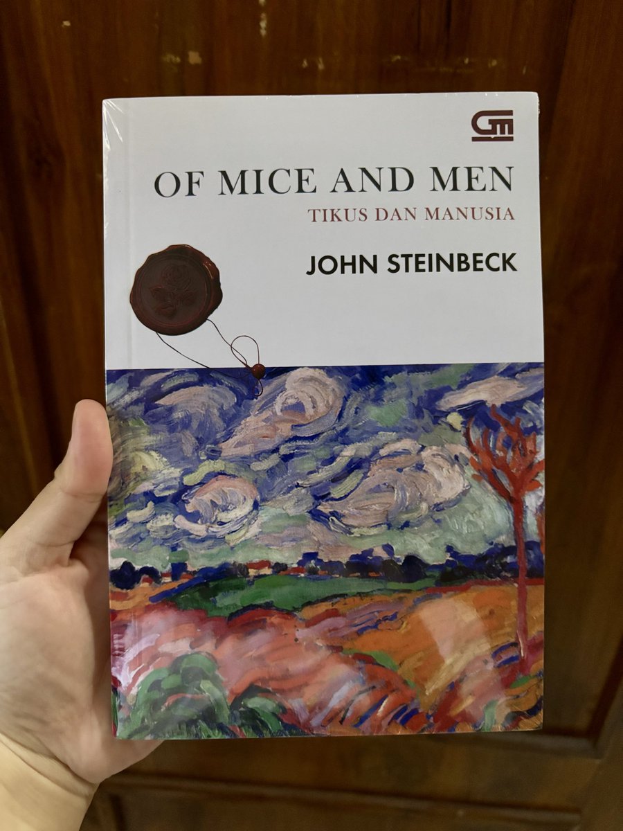 tasyareads's tweet photo. Finally whistlist ku dari tahun laluuu😆

Of Mice and Men (Tikus dan Manusia) by John Steinbeck dari penerbit GPU cap mawar merah🥹🌺

Tp ga nyangka setipis itu ternyata🙂 https://t.co/wojoAw1Xr8
