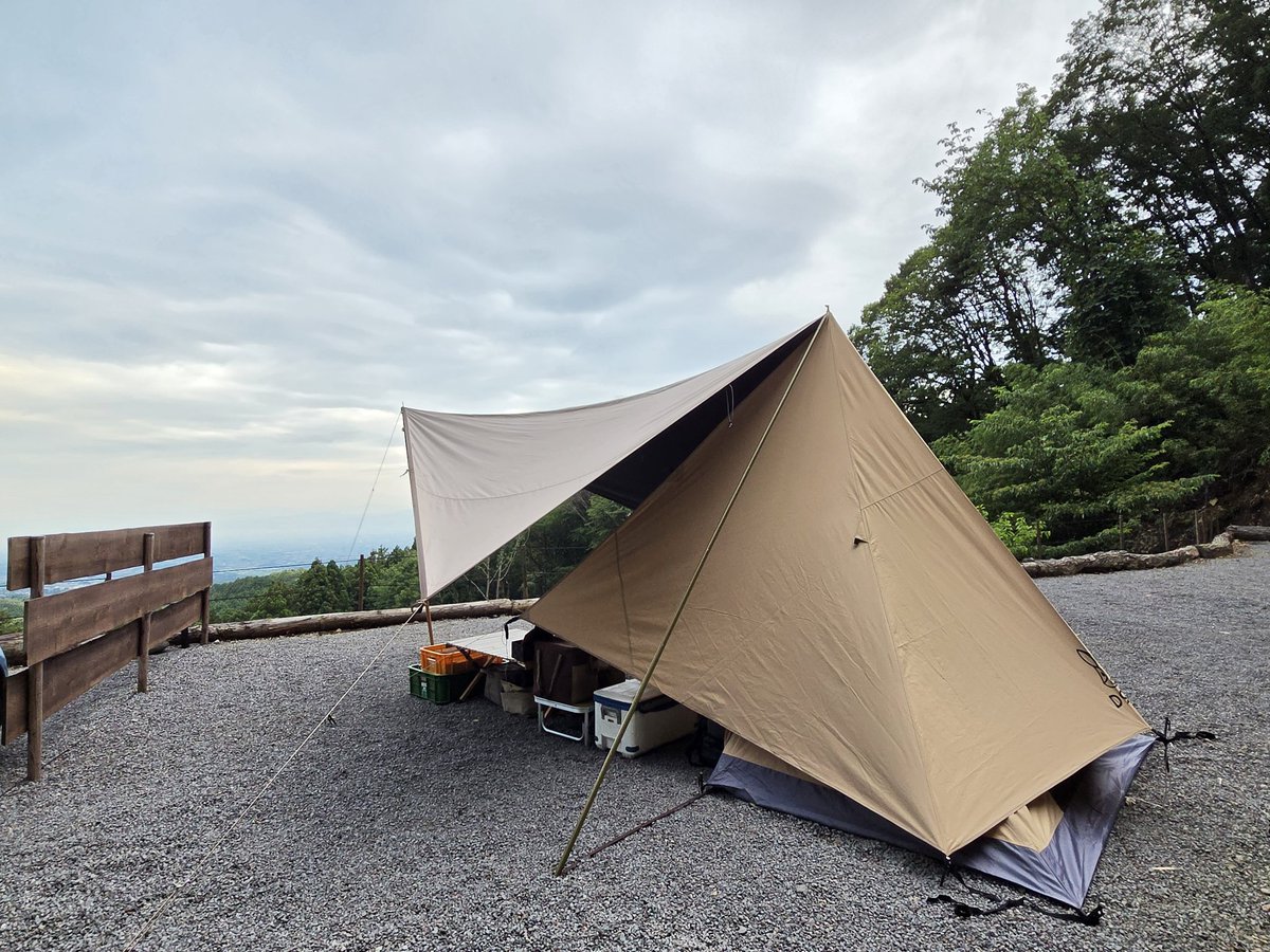 GoatOutdoor1979's tweet photo. 久々のキャンプ😎👍
夏キャンの虫の鳴き声と鳥のさえずり、風の流れる音が良いね😎😎😎😎😎😎 https://t.co/knay6hgSTW