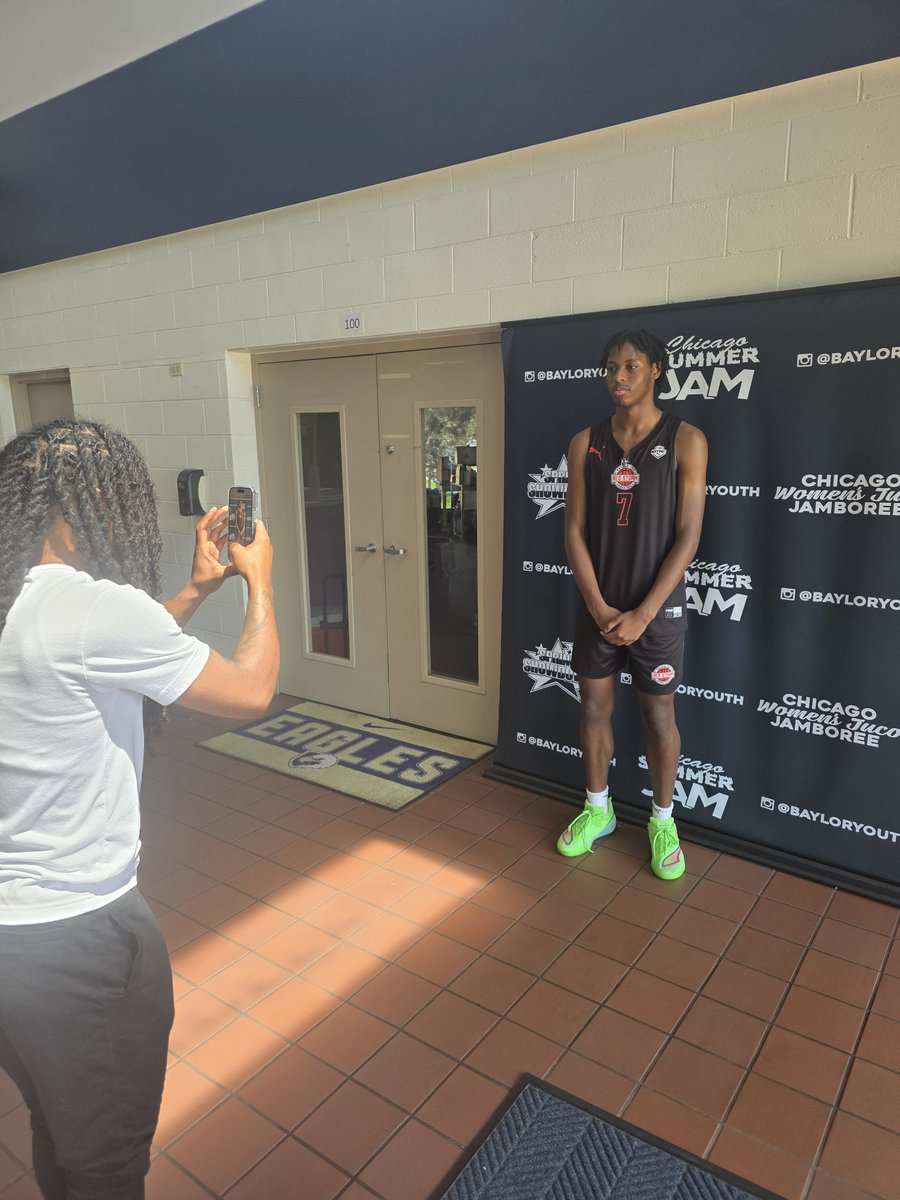 KCRedStorm16U's tweet photo. The ⚫️ group won the @Byfsports Chicago Summer Jam against a good 17U Florida Fire team, 85-48 with contributions from everyone 🏆

✅️ Tournament Championship 

https://t.co/n5w0xlo36f

@KCRedStorm @Byfsports @PrepHoopsKS @PrepHoopsMO @NxtProHoops @kyleunruh @JayCaston https://t.co/tTHOMt8t7i