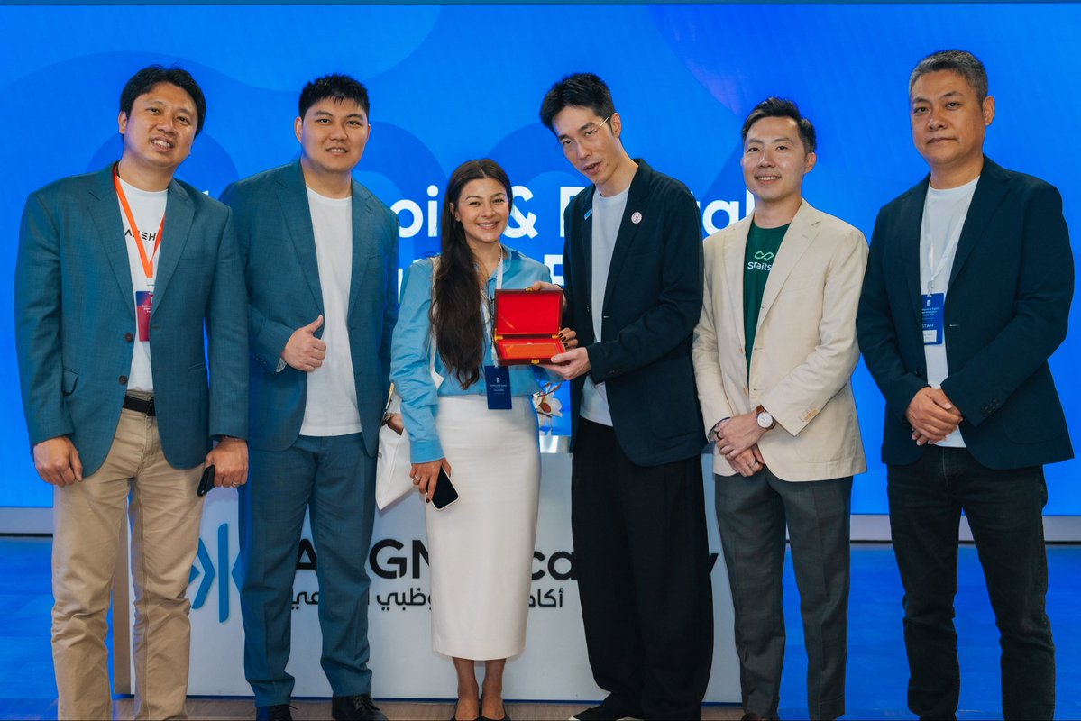 ustarmax's tweet photo. Exclusive panel snapshots captured by UStar at the 2026 Stablecoin &amp; Digital Asset Innovation Forum:
1️⃣ Global stablecoin rules &amp; institutional cross-border use cases
2️⃣ Next-gen blockchain payment infrastructure
3️⃣ Complete regulatory framework for institutional RWA tokenization https://t.co/e09JgkiKrU