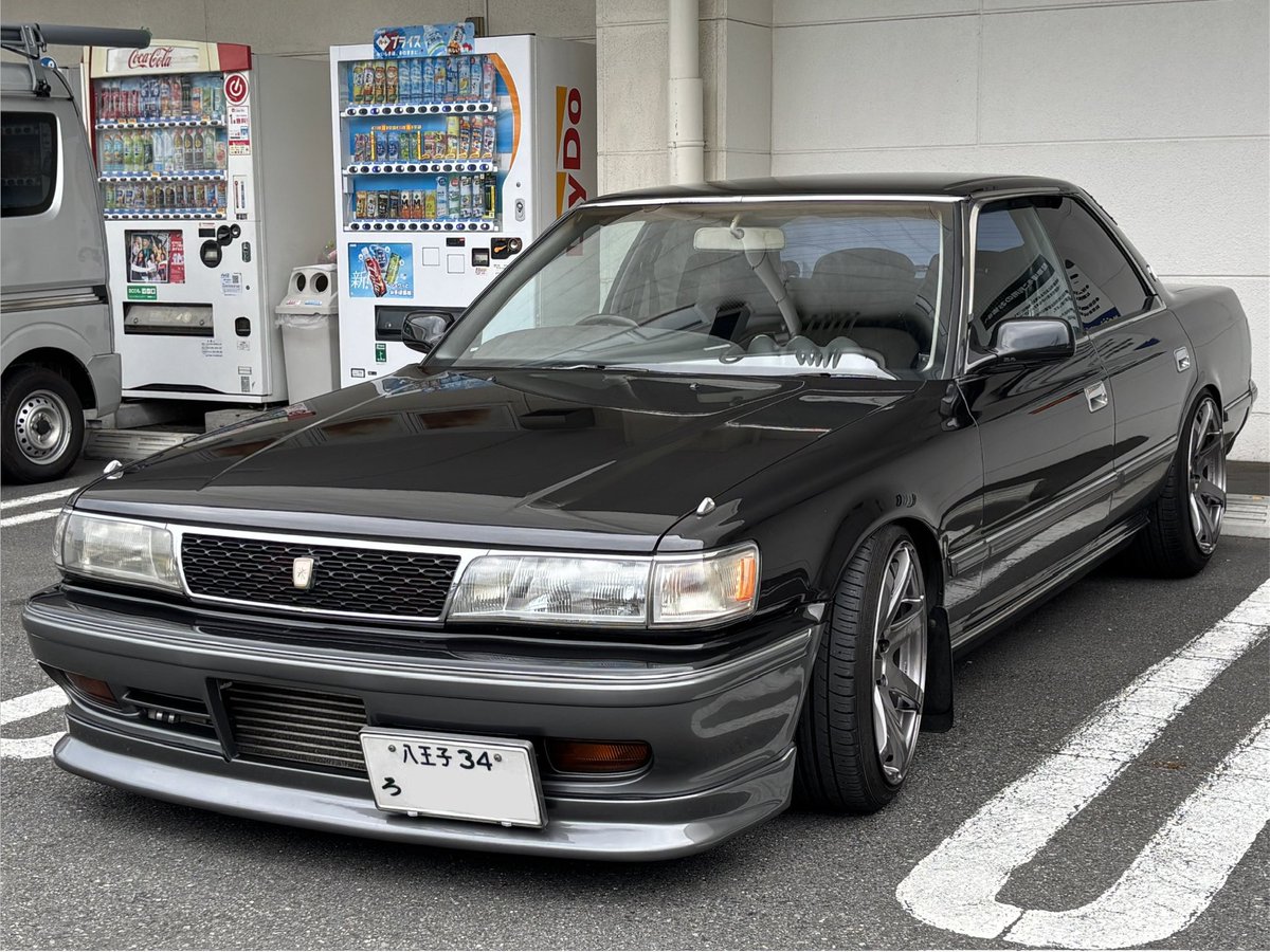 eRXcgdPMNV76531's tweet photo. 二桁ナンバー字光式
トヨタ　クレスタ
バリバリ現役✨ https://t.co/GrLUgYXMdh