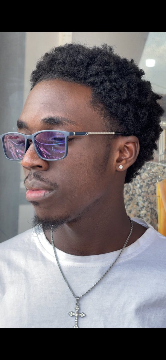 EyedentityUg's tweet photo. Optical frames/ Photochromics/ Blue light blocking glasses 😎
50,000ugx.
📍PIONEER MALL PG 86 https://t.co/5GcHJL96MA
