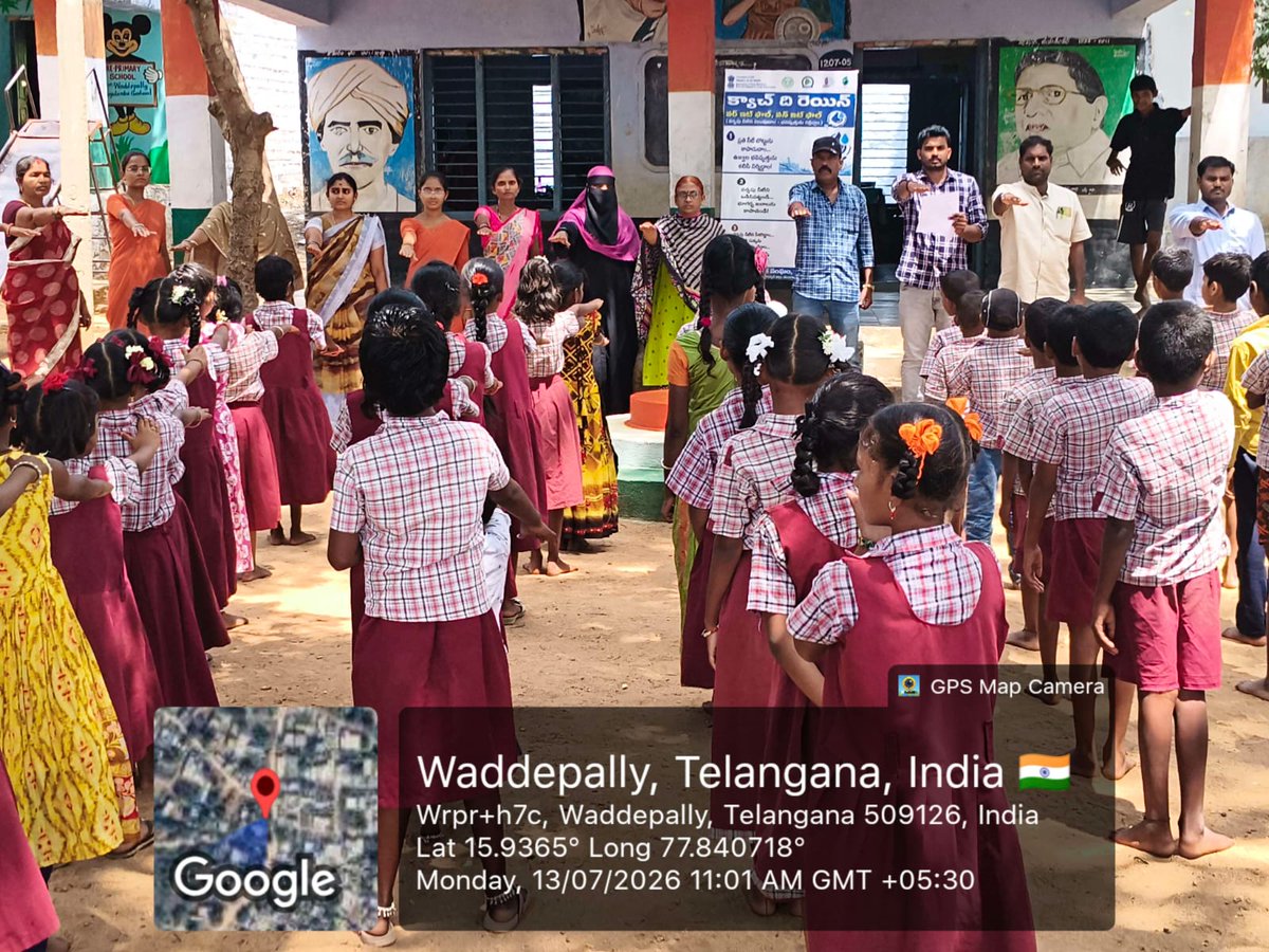 mcwaddepally's tweet photo. Rain Water Harvesting Pledge💧
Municipal Commissioner Sri Ashok Reddy led a Rain Water Harvesting Pledge at P.S. School, Waddepally, promoting water conservation and groundwater recharge. #RainwaterHarvesting #SaveWater #WaterConservation #CatchTheRain #MoHUA #WaterSecurityless https://t.co/tpwnguh9k5