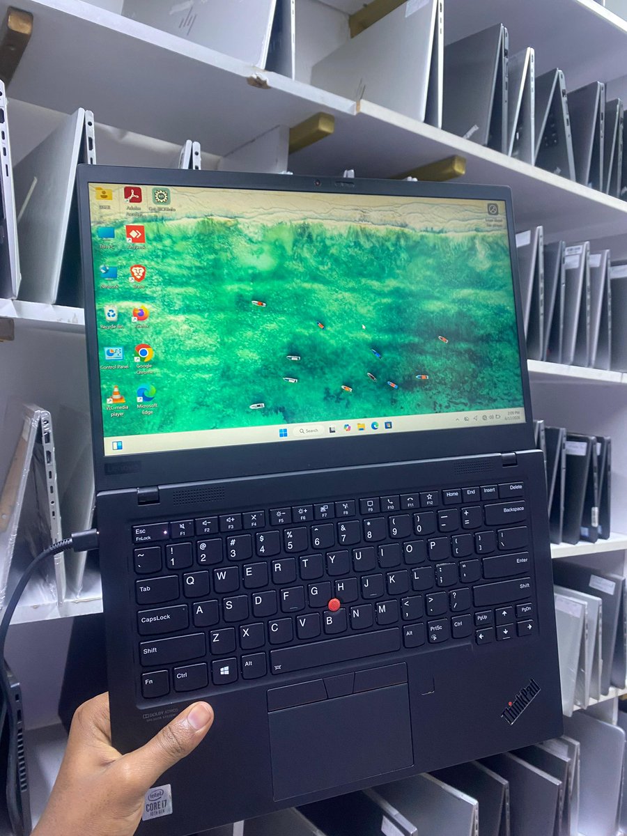 EdwinNgany's tweet photo. Grab the premium Lenovo X1 Carbon 10th Generation  for just Ksh 47,000

Engineered for performance and portability, it features a powerful Intel Core i7 processor, 16GB RAM, and 512GB SSD ,perfect for professionals on the move.

Enjoy crisp visuals on the 14” Full HD and touchscreen display, smooth multitasking and pre-installed Windows 11 Pro + MS Office.

🎁 Comes with a free laptop bag.
📞 0717040531 / https://t.co/zrx2kReaG3
📍 Iconic Business Plaza, 3rd Floor T12