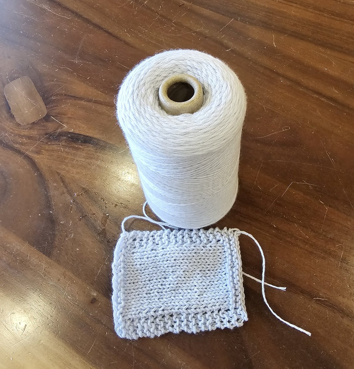 demi_knit's tweet photo. 게이지 끝 https://t.co/5ZUsfPPAH5