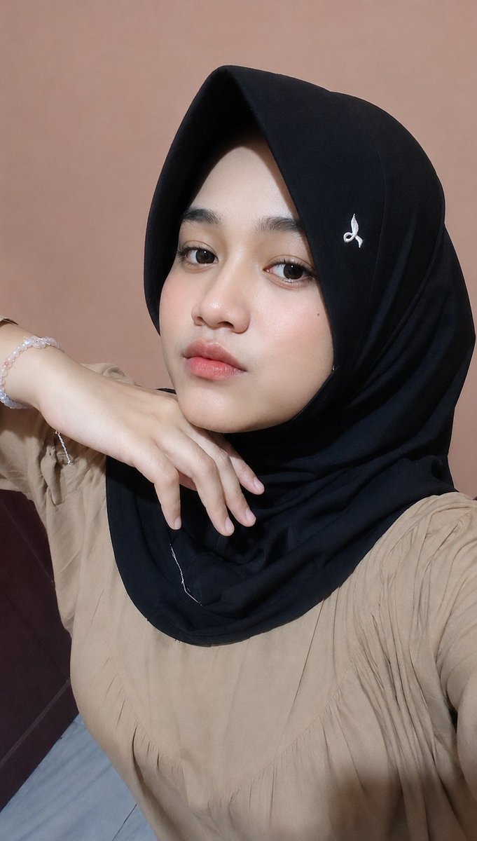 sisi kedua tweet media