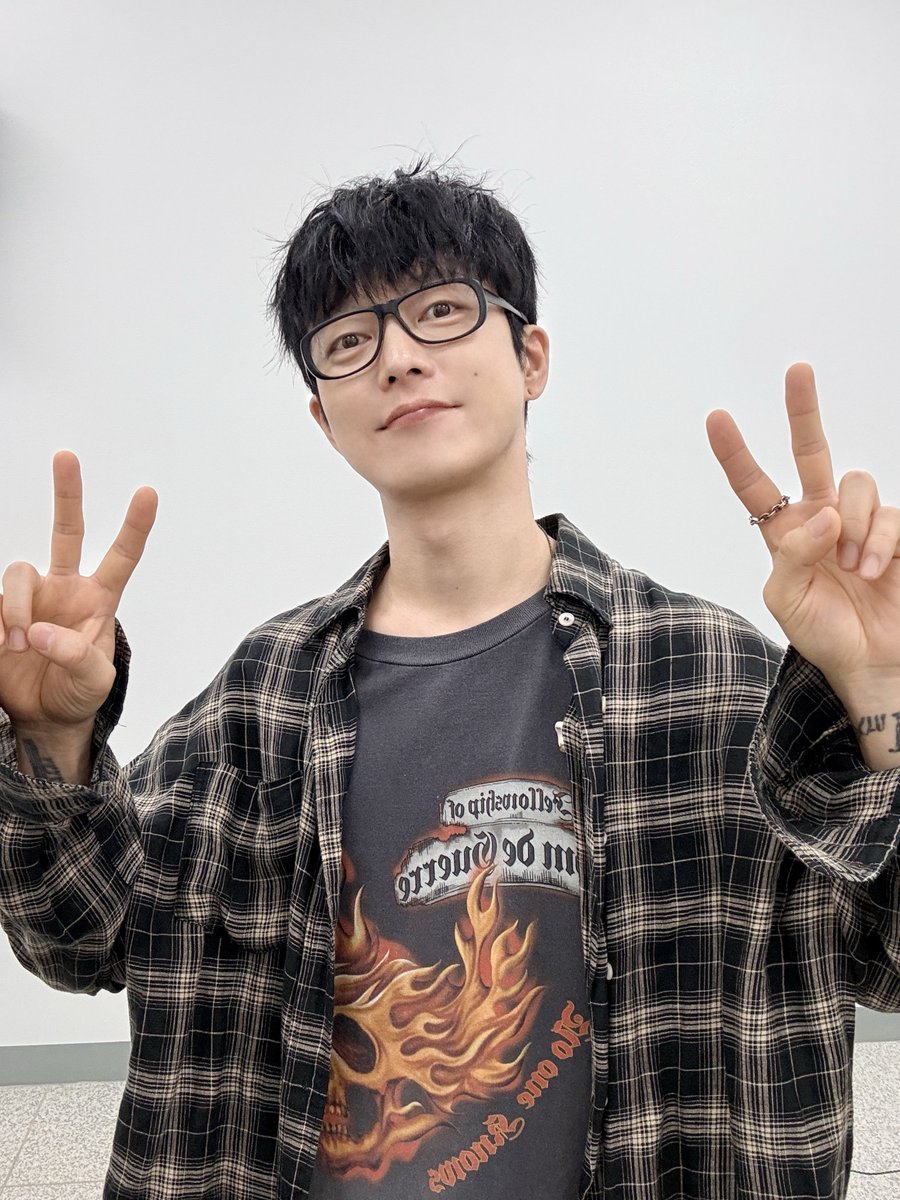 HahyunwooO's tweet photo. #PHOTO

2026.07.11 STAGE하남

살기 좋은 도시 하남에서 무더운 날씨에도 함께해주신 시민 여러분과 팬 여러분께 진심으로 감사드립니다.😊

#하현우 #Hahyunwoo
#스테이지하남 #STAGE하남 https://t.co/DTa2x7QaGw