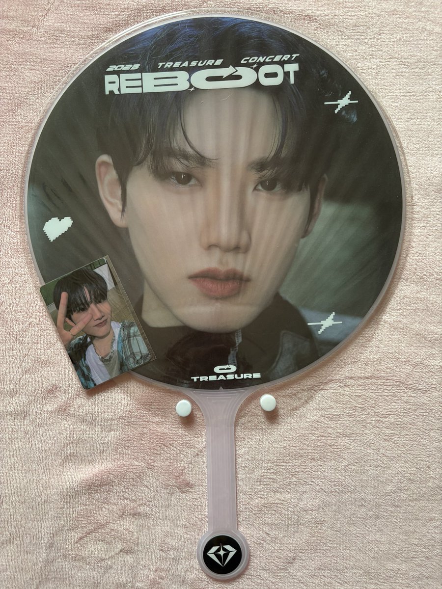 lovelyfirstpop's tweet photo. ปล่อยพัด+การ์ด TREASURE 
อันละ 100-.
(เค้าซื้อมาหน้าคอน)TREASURE TOUR [PULSE ON]
🚚ส่ง50-.
🖇️เหมาส่งฟรี

❣️ผ่อนได้ รับของตอนผ่อนหมด (ราคาเต็มไม่มีส่วนลด)
‼️เดมมาดูเพิ่มเติมได้ค่ะ

Jihoon Hyunsuk Jaehyuk Junkyu

#ตลาดนัดtreasure #ตลาดนัดเด็กสมบัติ #ตลาดนัดเทรเชอร์ https://t.co/MzA2OKnOvF