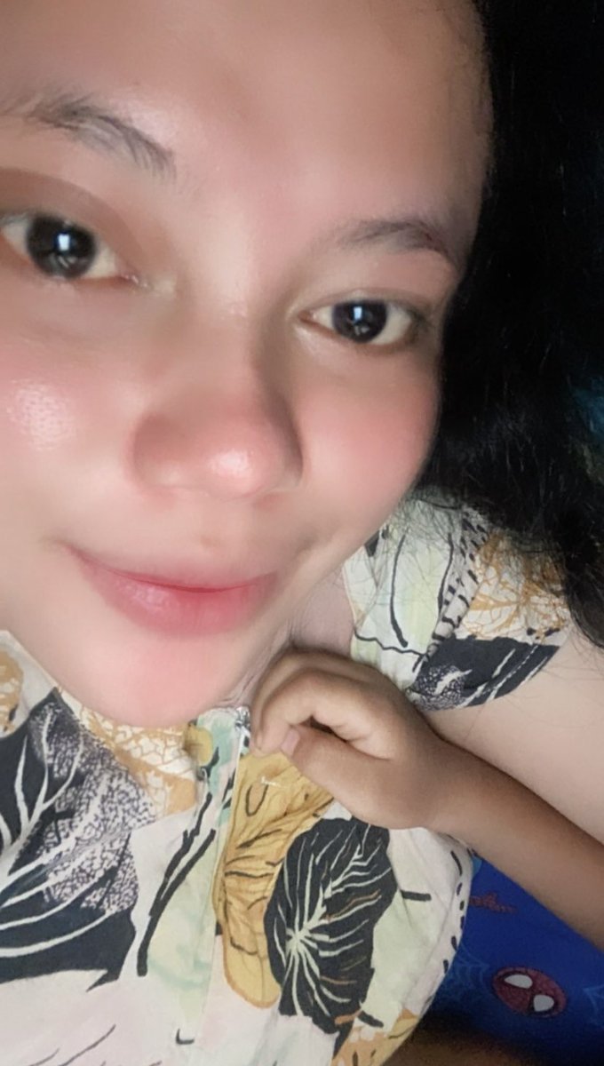 lactisbacillus's tweet photo. guys ada yg kenal dia? buat kalian ciwi” ataupun istri” hati hati bgt deh sama ni cewe, dia suka bgt pap bugil, vcs bahkan ngajak hs cowo” orang sama suami cuma buat nebeng sama gofood” in ni cewe, dia suka ada di dating apps sm people nearby, https://t.co/BDsKWAvfzd