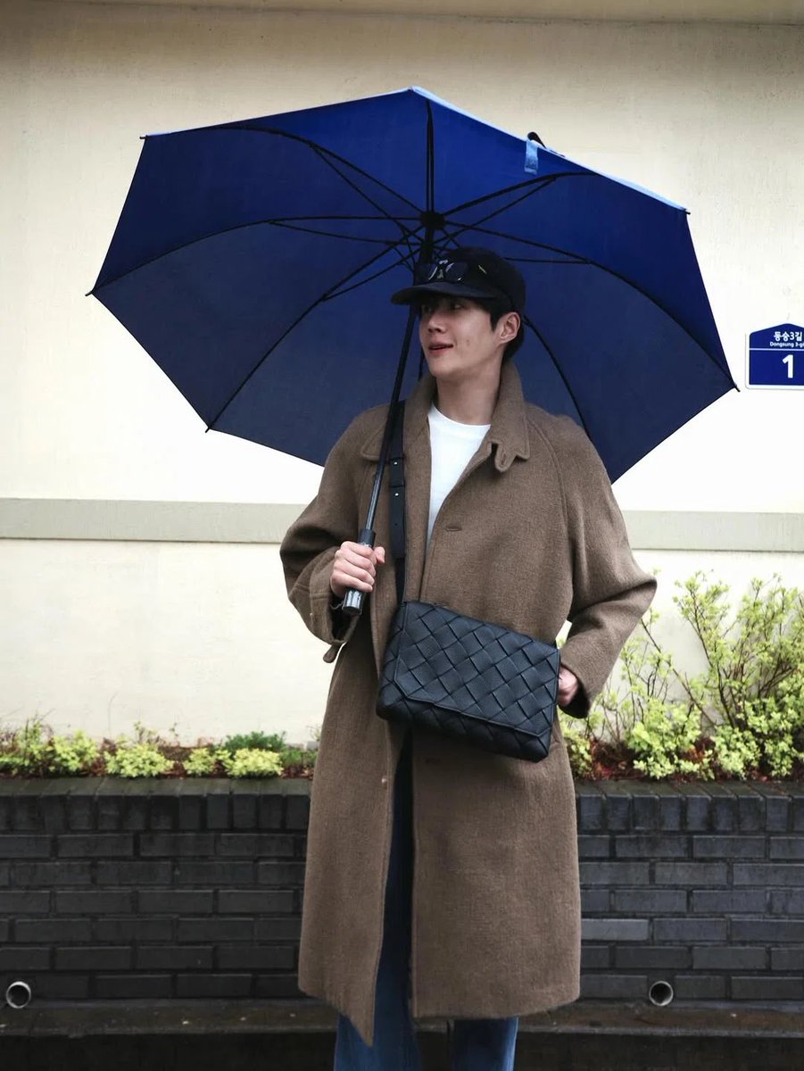 4kshvote's tweet photo. 🏆 서울드라마어워즈 2026 아시아스타상 : 한국 남자 인기상 🏆

26.07.13 15:30 KST

1. #김선호  28.38% (+9,111표)
2. ———   27.20%

투표 종료까지 D-1👟👟🔥🔥 !
📎https://t.co/ucsHeAXX3O https://t.co/9zbnz4hBPo