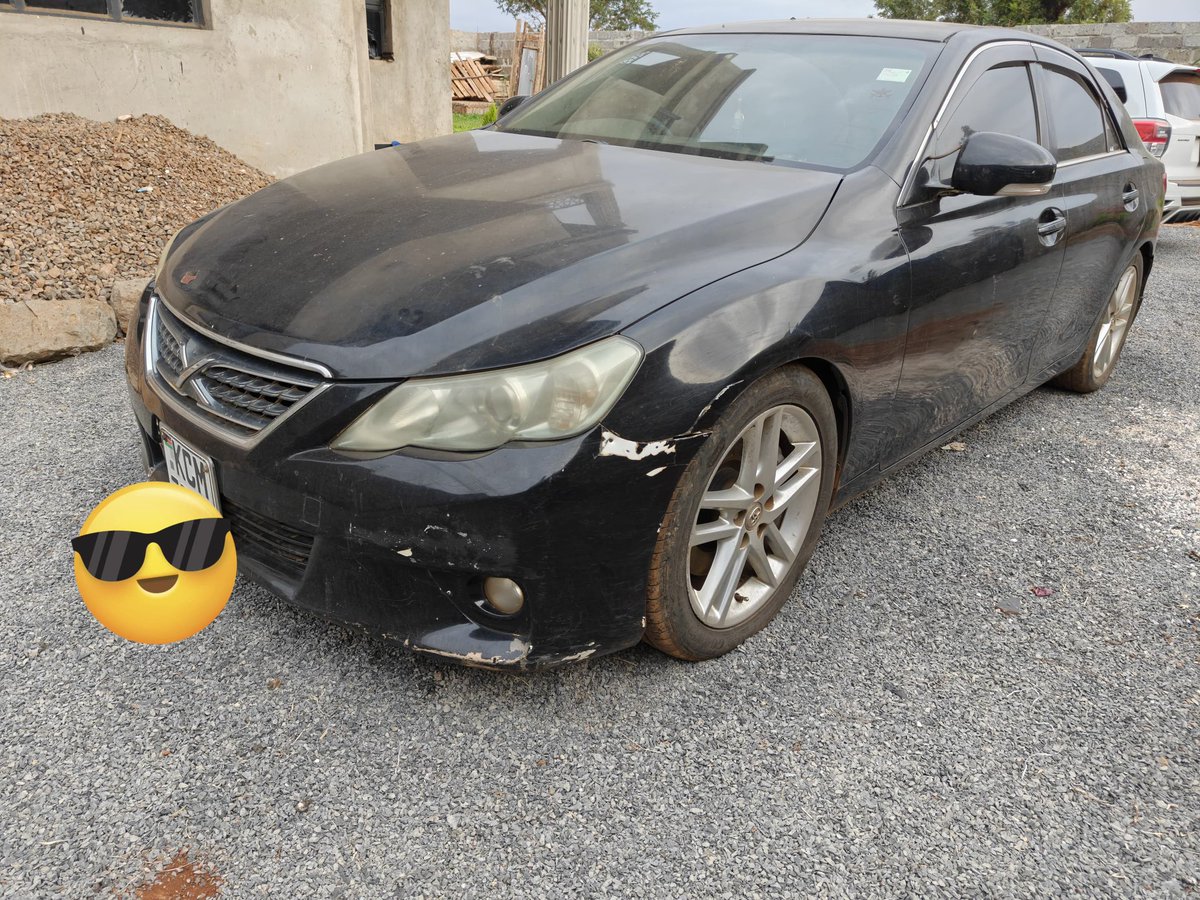 sonofkiangoma's tweet photo. Mark X 2010 sports for sale, 2500CC, paddle shifters, adaptive suspension(AVS), accident free, needs paint touch up.
KSH 1.2 Million 
Contact: 0708287141 https://t.co/VkwybiM1Nr
