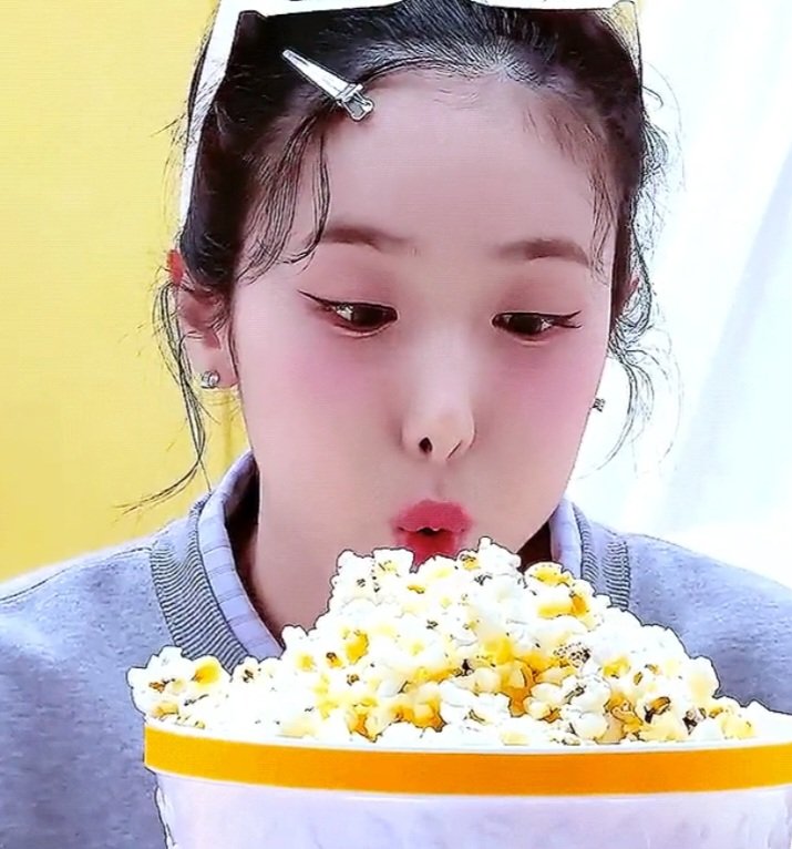 sbt2me's tweet photo. 말랑볼은비 귀여워..............아귀여워 https://t.co/AU7fiMI1Vp