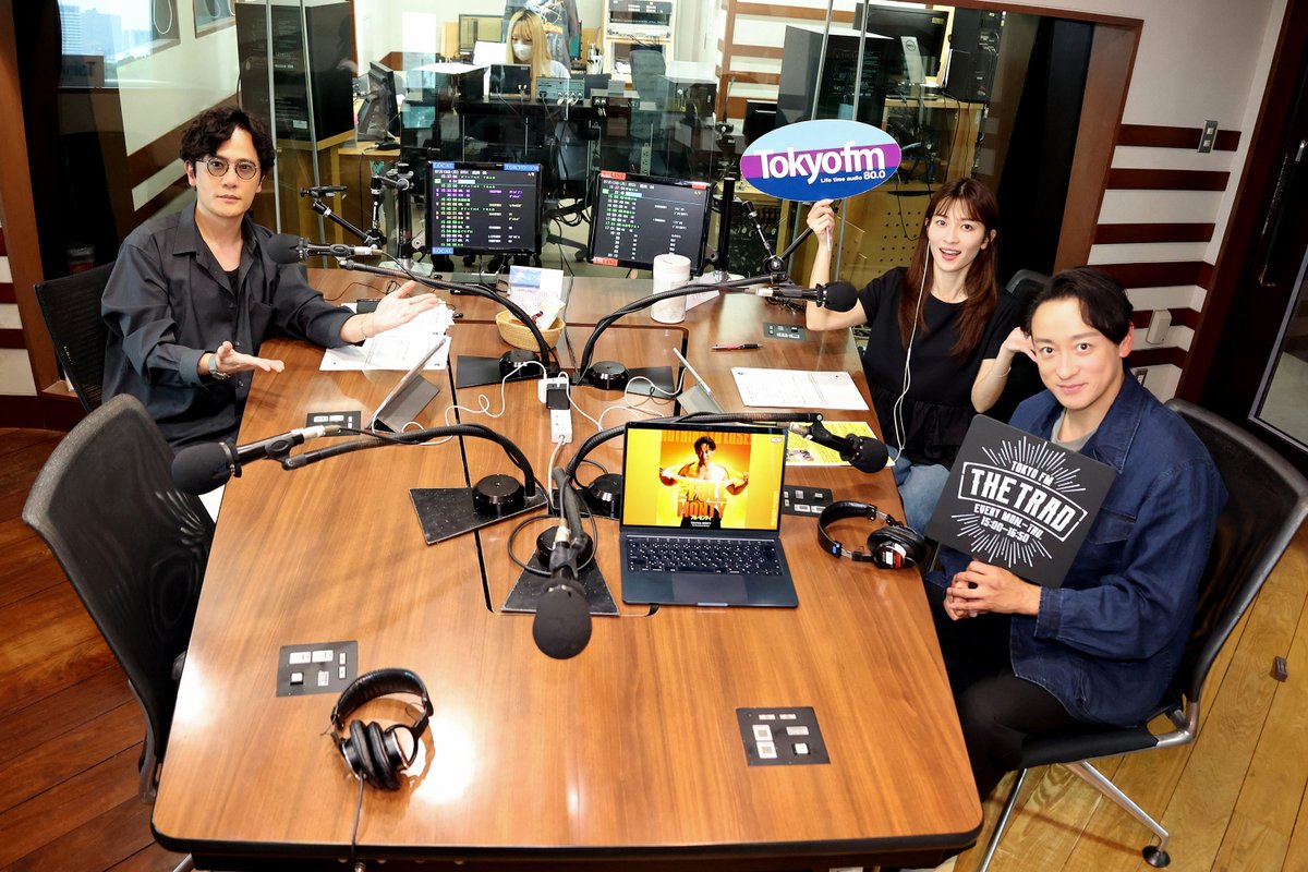 THETRAD_TFM's tweet photo. 🎵TODAY’S MUSIC RECOMMEND

山本耕史 presents 
ミュージカル音楽プレイリスト

OnAir List 🎶
M1：Rent / “RENT” Original Broadway Cast Recording
M2：Midnight Radio / “Hedwig and the Angry Inch” Original Broadway Cast
M3：Memphis Lives in Me / “Memphis” Original London Cast Recording
M4：Man / “The Full Monty” Original Broadway Cast

📻https://t.co/6ijyVgFbuH

#THETRAD #稲垣吾郎 #山本里菜 #TOKYOFM