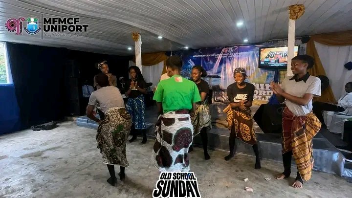 mfmcf_uniport's tweet photo. Every step tells a story of joy, gratitude, and celebration. Let everything that has breath praise the Lord. 💃✨
#Dancepresentation #sundayservice #oldschoolsunday #RMTT #Mfmcfuniport https://t.co/WAb8xosyVl