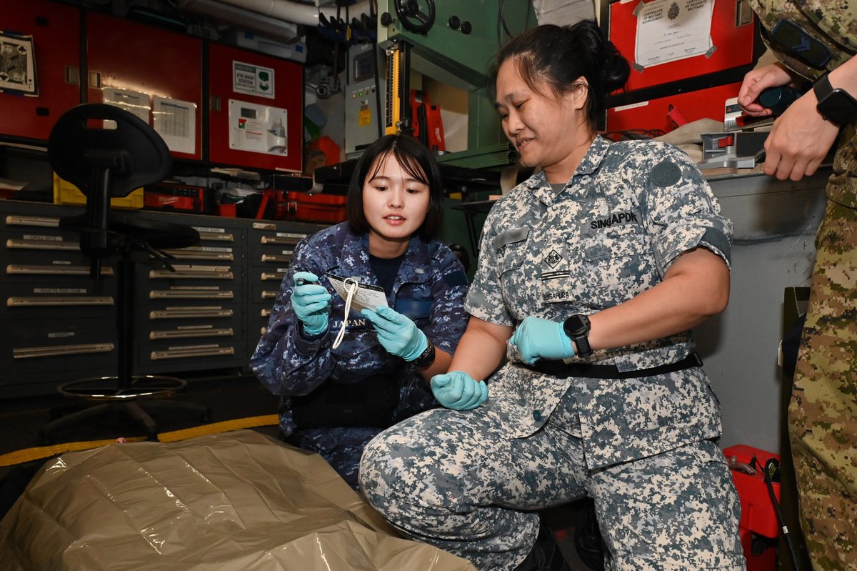 JMSDF_PAO's tweet photo. 【#RIMPAC2026】
海上自衛隊の衛生員は、メディカルシンポジウム、多数傷病者対応訓練に参加しま���た。参加各国の衛生要員との意見交換や実践的な訓練を通じて、医療・救護に関する知識や技術を共有するとともに、多国間での連携強化を図りました。⚓🌎🤝
#IPD26 #RIMPAC2026 @RimofthePacific https://t.co/2HIdKwAvUB