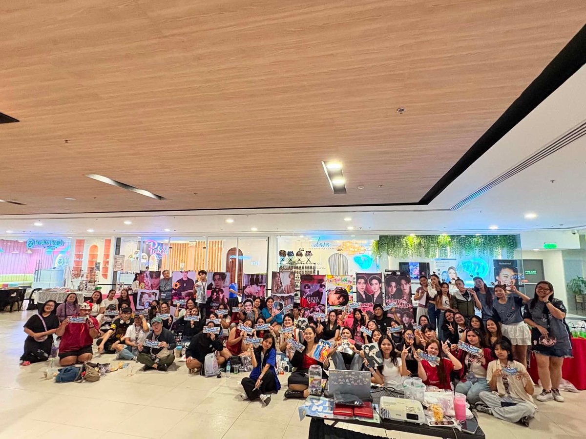 PS_JerseyFamPH's tweet photo. A successful event is never built by just one team... it is built by a community united by the same passion and love for our dear boys. 

To everyone who became part of FILO LITTLE DEVILS FEST: ALL ERAS....whether you attended, volunteered, partnered with us, sponsored the event or worked tirelessly behind the scenes... THANK YOU....Your effort and  contribution made this event truly amazing .

To our wonderful, ever-bubbly host, @luithcrewthe, thank you for bringing so much energy, laughter, and joy to our event! 

You kept the crowd entertained from start to finish and made sure everyone felt included and had an amazing time throughout the program. We also loved your adorable stories about how your BL journey began and how it eventually led you to discovering PerthSanta... it made your hosting feel even more personal and relatable.

And finally, our big thanks to @perthsantaph for trusting and inviting Jersey Fam to be part of this beautiful celebration. Although we may not be a fan club (family na bida bida lang po talaga kami) , you welcomed us as family, believed in us and gave us the chance to stand beside you in celebrating two wonderful years of PerthSanta. Your trust, kindness, guidance and support are gifts we'll always cherish and this opportunity is one we'll forever be grateful for. Thank you for making us feel that we truly belonged. 

With love,
JerseyFamPH 

#PerthSanta #เพิร์ธแซนต้า
#PerthTanapon #Santapp

@cessieps @PS_JerseyFamPH @perthsantaph @filosforpedta @psiluvvu @ThaimazingMNL @TEPHL @luithcrewthe