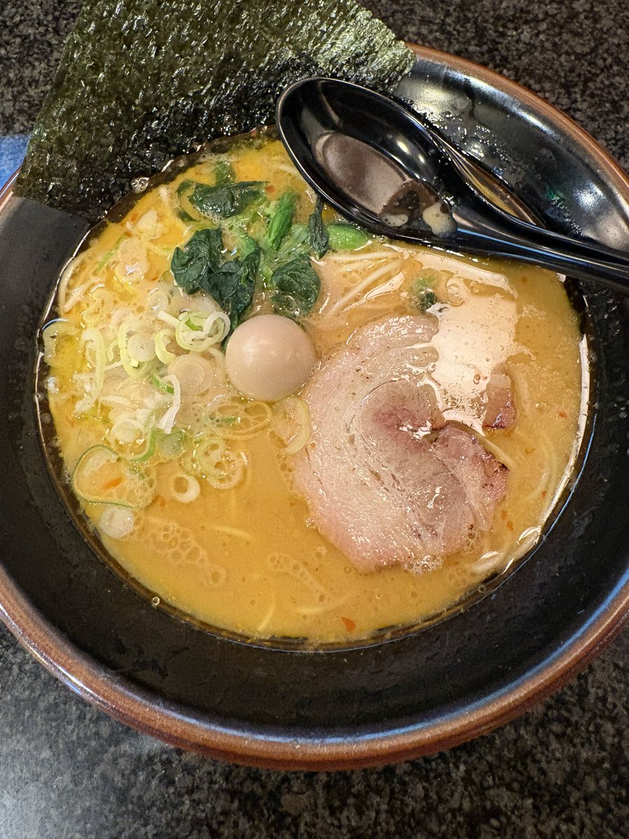TON1492's tweet photo. 豚骨醤油ラーメン食べました。 https://t.co/R9v1S2j1C4