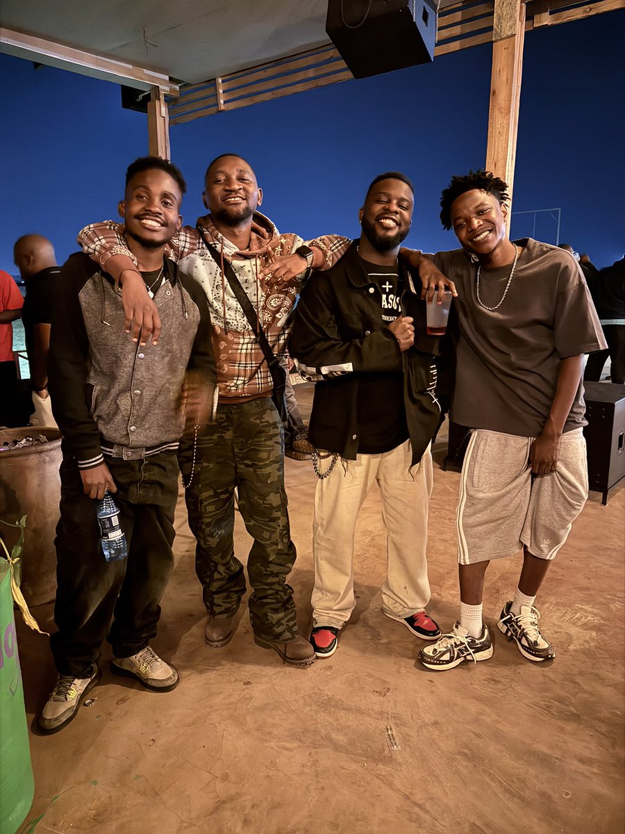 JaakevMadness's tweet photo. With the fam https://t.co/HOMwsgBRCk