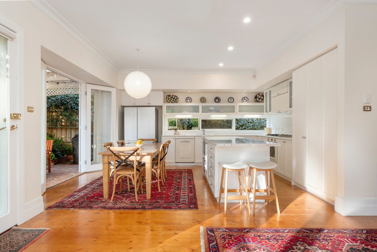 shape_group's tweet photo. For sale | 📍 203 Prospect Hill Road, Surrey Hills
🛏️ 5 | 🛁3 | 🚘 2

Cindy Tamber (0420 509 934)
Nick Kamaretsos (0438 774 249)

For more info and to see the full listing, tap the link below.

https://t.co/JuwnXI8vB5 https://t.co/fbxMIxsOFM