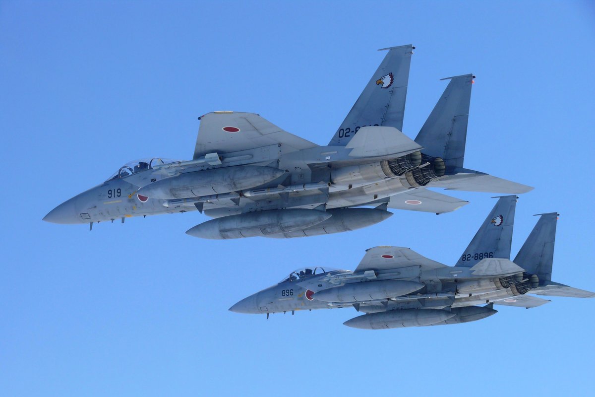 jointstaffpa's tweet photo. ７月１０日、東シナ海において領空侵犯のおそれがあったため、空自南西航空方面隊の戦闘機が緊急発進し、対応しました。防衛省・自衛隊は、引き続き、我が国の領域と国民の皆様の平和な暮らしを守るため、２４時間３６５日、対応に万全を期していきます。※写真はイメージ
#航空自衛隊 #スクランブル #F15