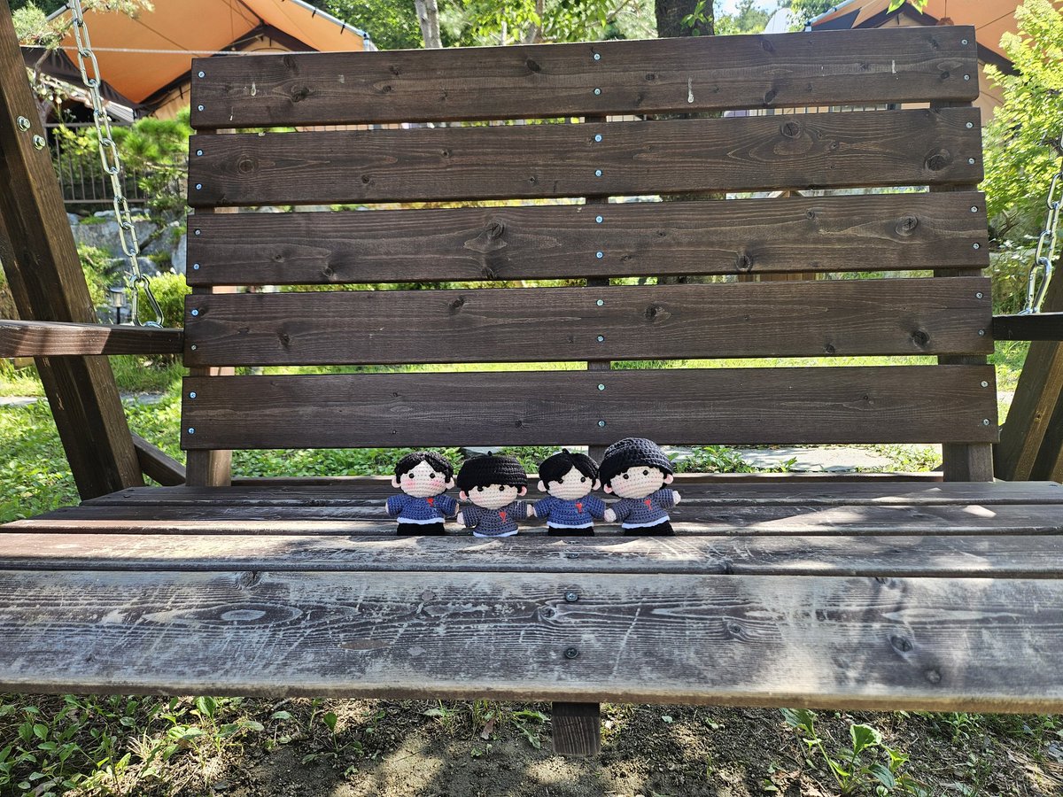 Love_hae3's tweet photo. 럽푸마이 글램핑💙
행복하다
해먹타고 그네타는 아미옷 창섭🍑 https://t.co/Psrw9uAkPM
