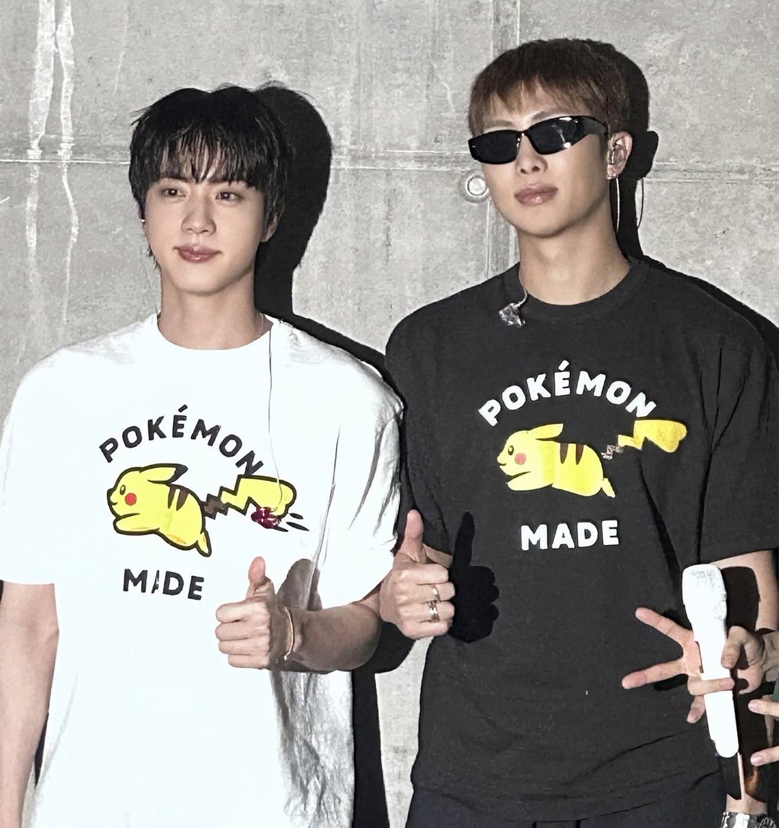 piedparks's tweet photo. THE SHIRTS MY NAMJIN 😭😭😭😭😭 https://t.co/bKN9nq5rtf