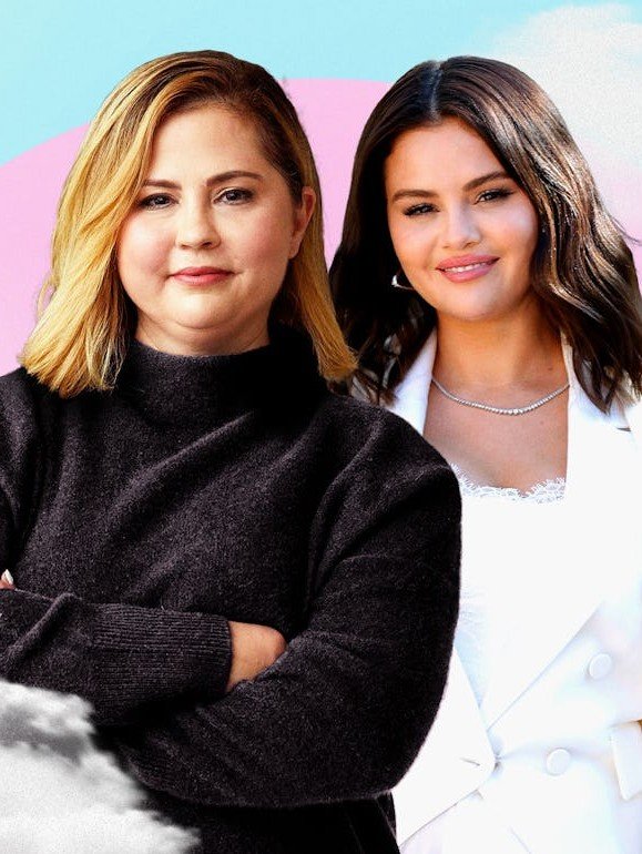 selgnewsg's tweet photo. Selena gomez's mom called out her daughter for "throwing her in the trash", in new instagram post https://t.co/rO9kYqeDdf