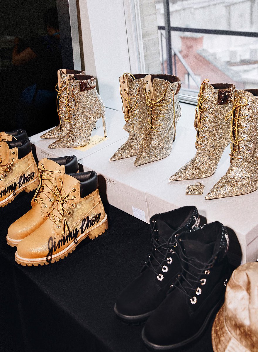 __Onixivy_'s tweet photo. in the JIMMY CHOO TIMBS HUNNI!!! https://t.co/iCxhRfM6Th