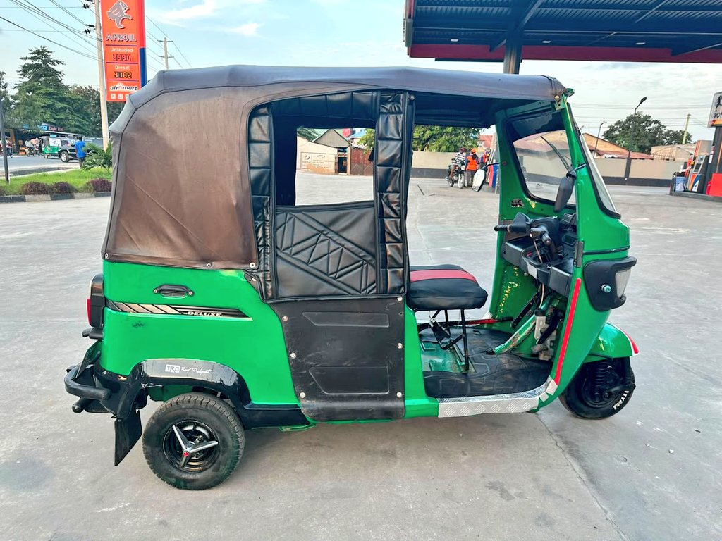 Eng_Matarra's tweet photo. #Tshs 6.9M
BAJAJ TVS KING USED 🔥🔥
REG" #EEF
IPO DAR (Mikoani Tunatuma)
CALL/WHATSAPP-0719542184 https://t.co/AopnIwVbC0