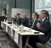 MEjournal55's tweet photo. 外科医の“手当て”に回す新設加算　国大病院　素早く反応　概ね30‐50％還元
https://t.co/BstD31YH76 https://t.co/VlGsuQIuD4