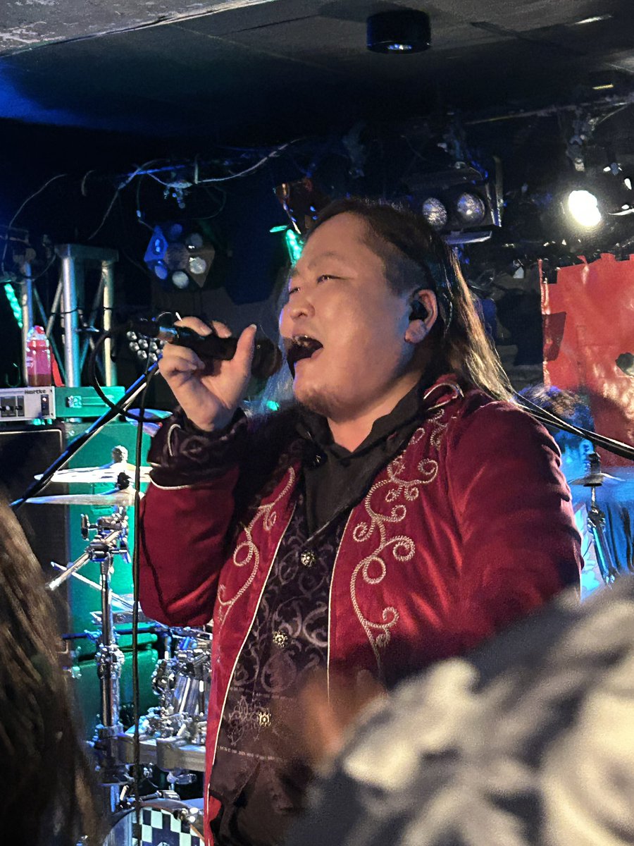 TogeToge_Jusan's tweet photo. #ShiverofFrontier
昨日は物凄く久しぶりのシバフロでした。
息子は完全に初めてでしたが、若さゆえか…やっぱり速いの好きなのね…と実感。
消臭剤忘れてしまったのでクサメタル警報は鳴りっぱなしでしたね🤣🤣 https://t.co/D0NKQoX74B
