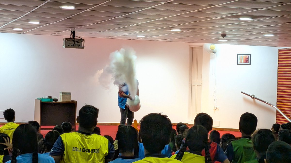 RSC_Tirupathi's tweet photo. Science has never been this exciting!
💥 Where experiments become entertainment! #scienceshow #sciencecentre #stemeducation #sciencefun Visit us at @tirupatisciencecentre a unit of @ncsm_goi under the @ministryofculturegoi #ncsm @gssjodhpur @raoinderjitsingh @pibindia https://t.co/9lHeWVBEPY