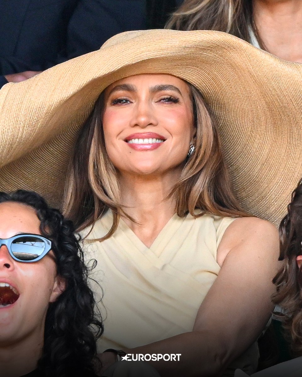 Eurosport_IT's tweet photo. Voi ne avete avvistate altre? 👀

📷
-Jennifer Lopez
-Dustin Hoffman
-Nicole Kidman

#Sinner #Tennis #Wimbledon https://t.co/CEE1moYqmP