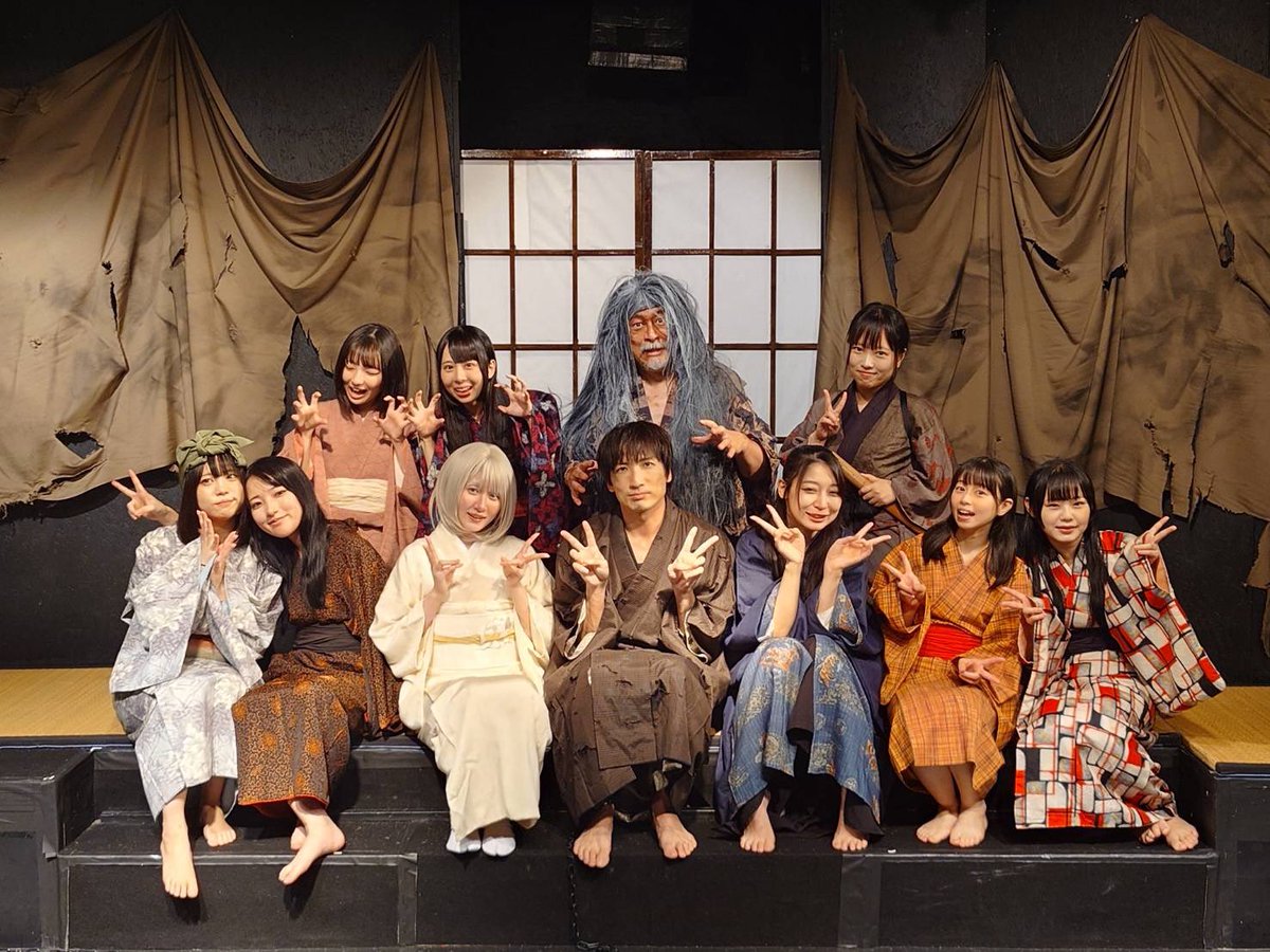 kotonanoda00's tweet photo. 改めまして
『御々贄の宴』
ご観劇くださりありがとうございました！

実は、この公演のお声がけをいただいたとき、「この役がやりたいです！」と答えたのが露羽でした…！

盲目で、神秘的な存在である露羽を演じることができて光栄でした♡

嬉しいご感想いただきとても嬉しかったです☺️

 #おごにえ https://t.co/i0RQQdd6zh