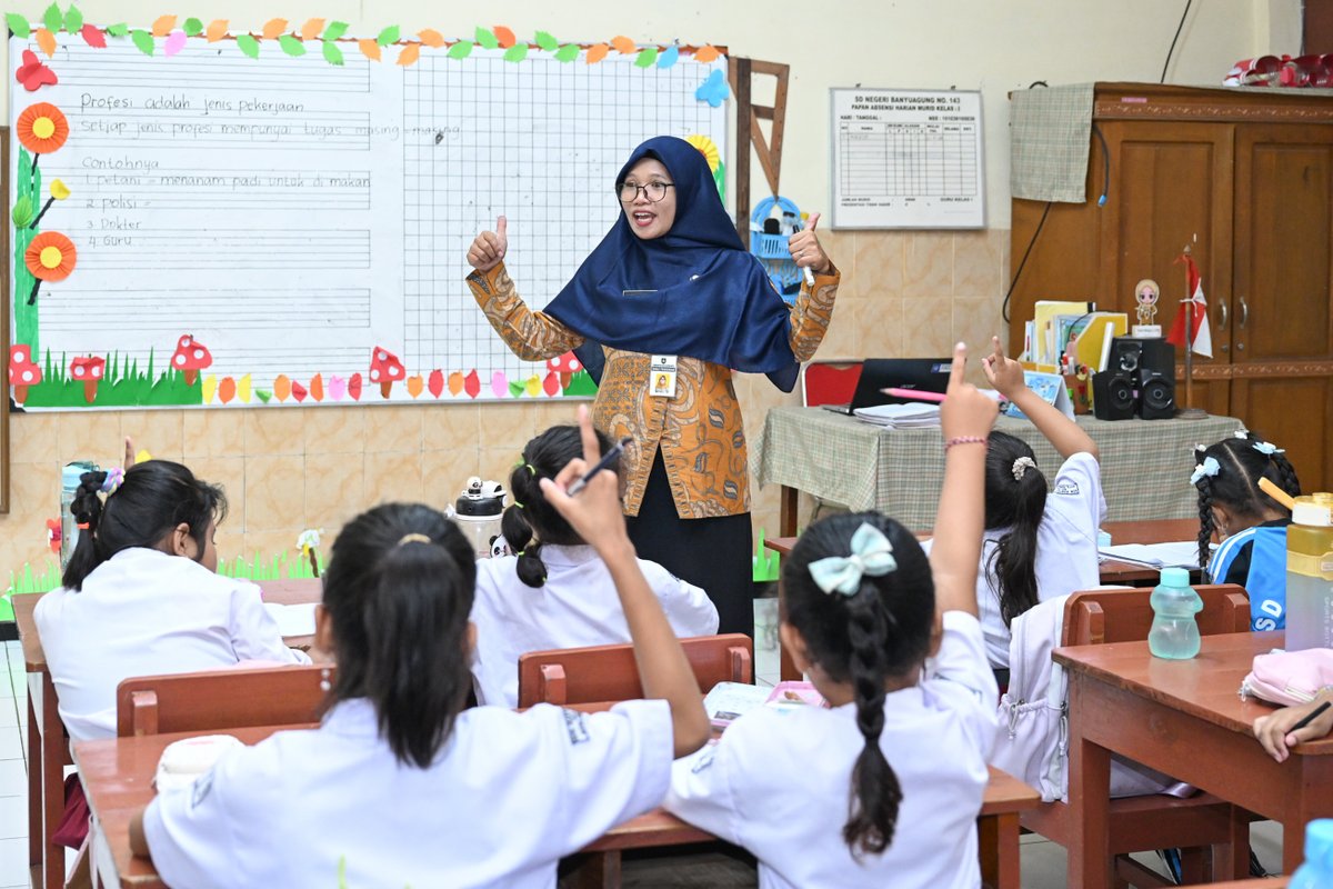 febellaaa's tweet photo. #RuangAmanNyamanAnak adalah tanggung jawab bersama. #GernasRANA #MPLSRamah2026 memperkuat kolaborasi pemerintah, sekolah, keluarga, masyarakat, dan murid untuk menciptakan lingkungan belajar yang #AmanNyamandiSekolah https://t.co/PYLZuW1bT2