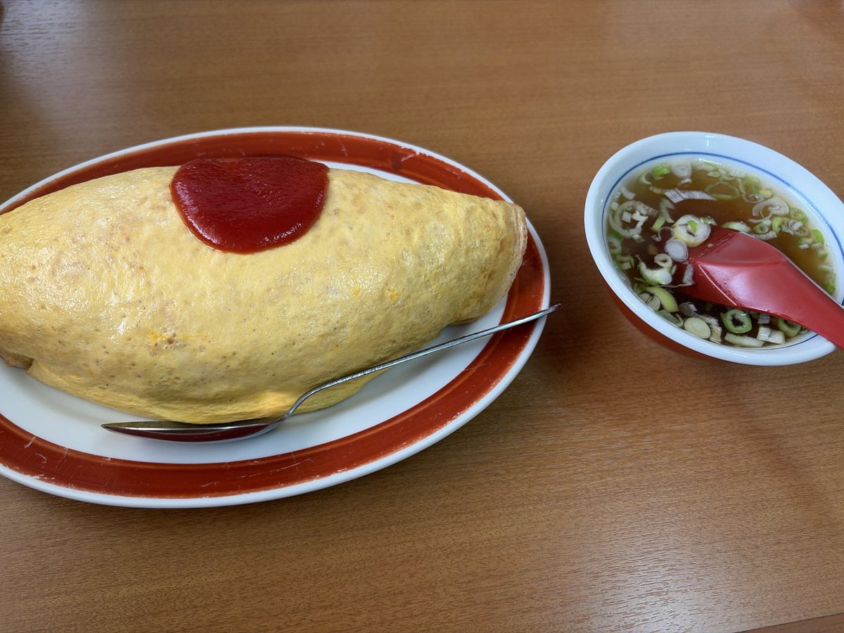 先日課長と町中華を。こういうシンプルなのが一番美味しいദ്ദി˶ｰ̀