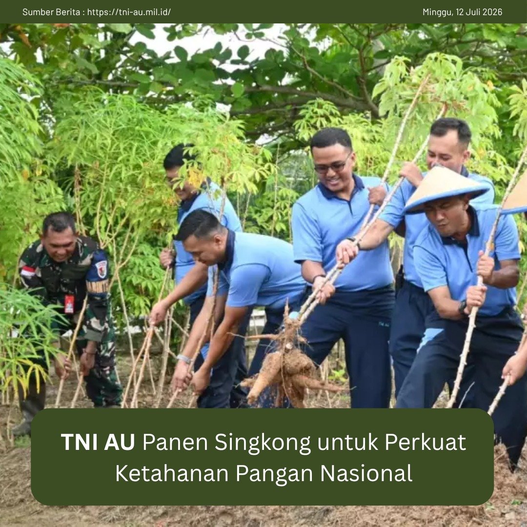 MarpunOmar's tweet photo. Pengabdian TNI tidak mengenal halangan waktu, jarak, maupun medan tempur. Para personel melintasi hutan, sungai deras, dan gunung terjal mendatangi penduduk terisolasi.
Bekerja Berkarya Berbakti https://t.co/evFSopU5Yu