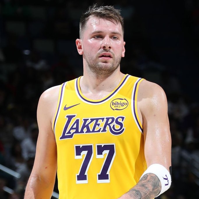 PurpGoldLakers's tweet photo. Sandro Mamukelashvili on playing next to Luka Dončić and Austin Reaves, via Khobi Price (California Post):

“Having players like Luka, Austin Reaves — all those guys who are such amazing creators — that’s gonna help me so much offensively, just flow in it and hopefully get a lot of open corner 3s and then just knock them down.”

https://t.co/L1QKkJhIbv