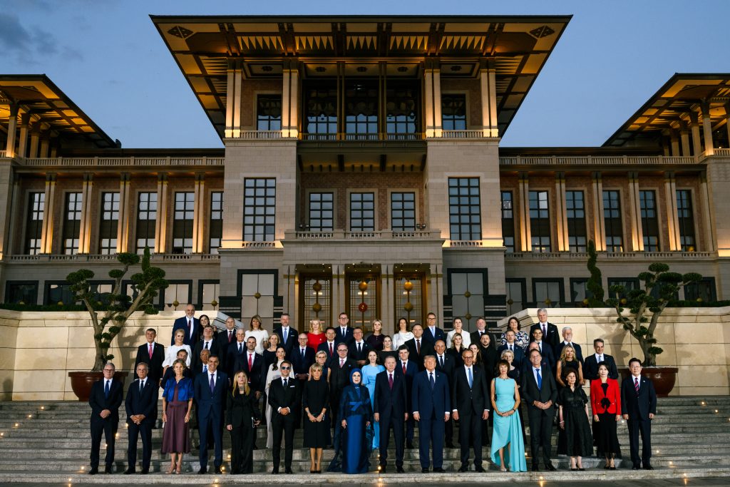 CrGlobalization tweet picture