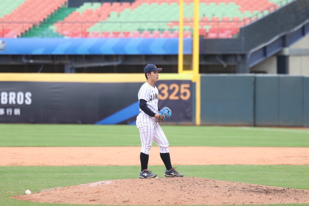 98BB_dragons's tweet photo. 仙台大学大城海翔アメリカ代表相手に三者連続三振で鮮烈な代表デビュー！ https://t.co/vphSNrJLa8