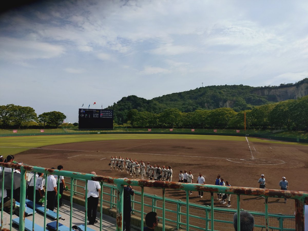 Yasuna_Nazotoki's tweet photo. 今日は彼氏と高校野球の予選見てきました！白熱した試合！延長戦もヒヤヒヤ手に汗握るものでした！ https://t.co/4DpiefFLtn