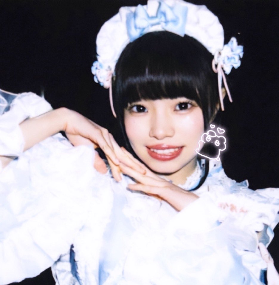 2ul_o's tweet photo. かれんちゃんアイコン変えたよー！💙
このかれんちゃんがとっても可愛くて初めましてした時のアイコンとうとう変えましたт ‧̫ т💙
忘れないでね(˶ᵒ̴̶̷᷄-ᵒ̴̶̷᷅˶ )💙
前➡️今 https://t.co/BCvfbStelu