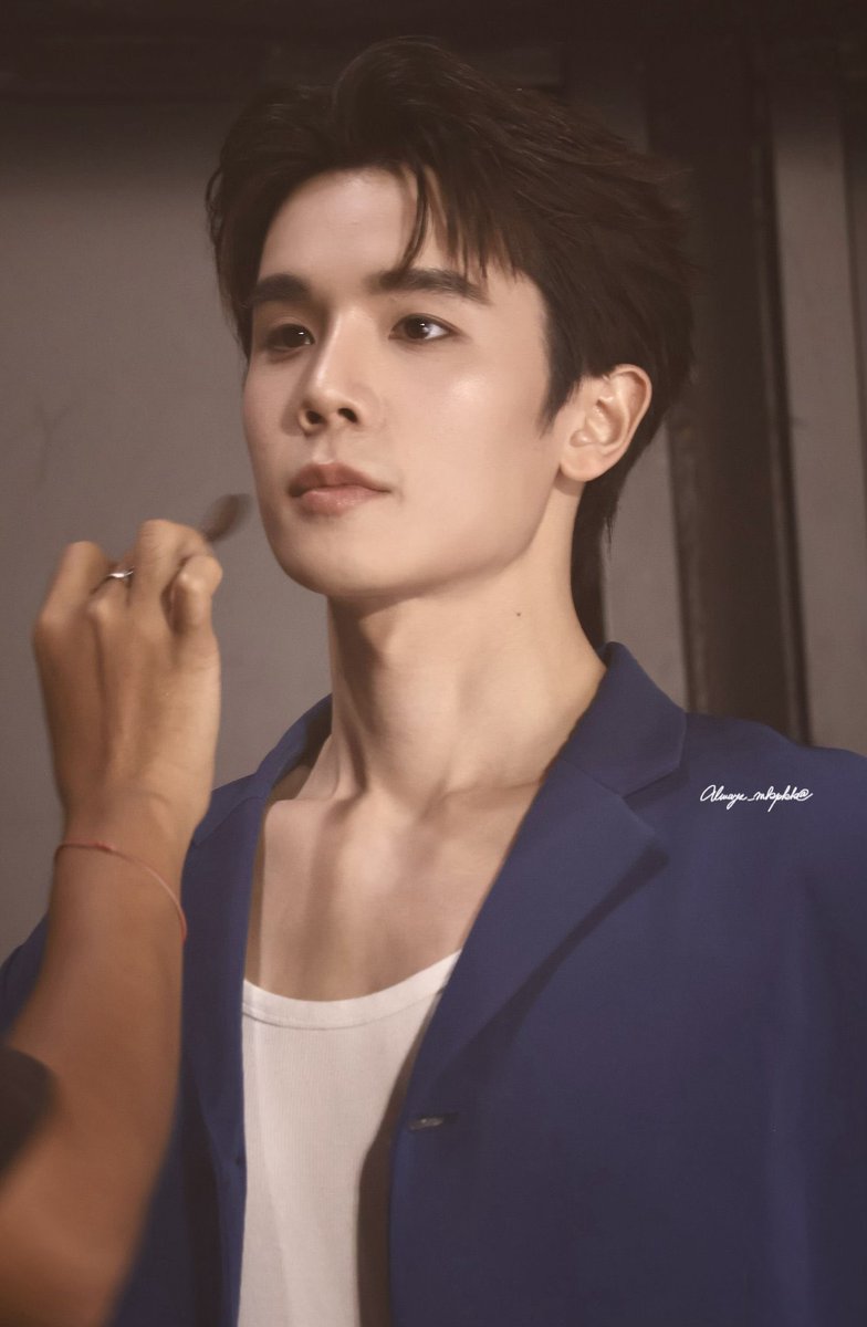 cpcpchom's tweet photo. เบ้าหน้าฟ้าประธานมันเป็นอย่างนี้เองหรอ
หล่อ ละมุน พี่จิมในวัย30+ คือดี

ออกจากพี่จิมชุดนี้ไม่ได้ 🥹 ~ #jimmyyjp https://t.co/ePM9OQj78T