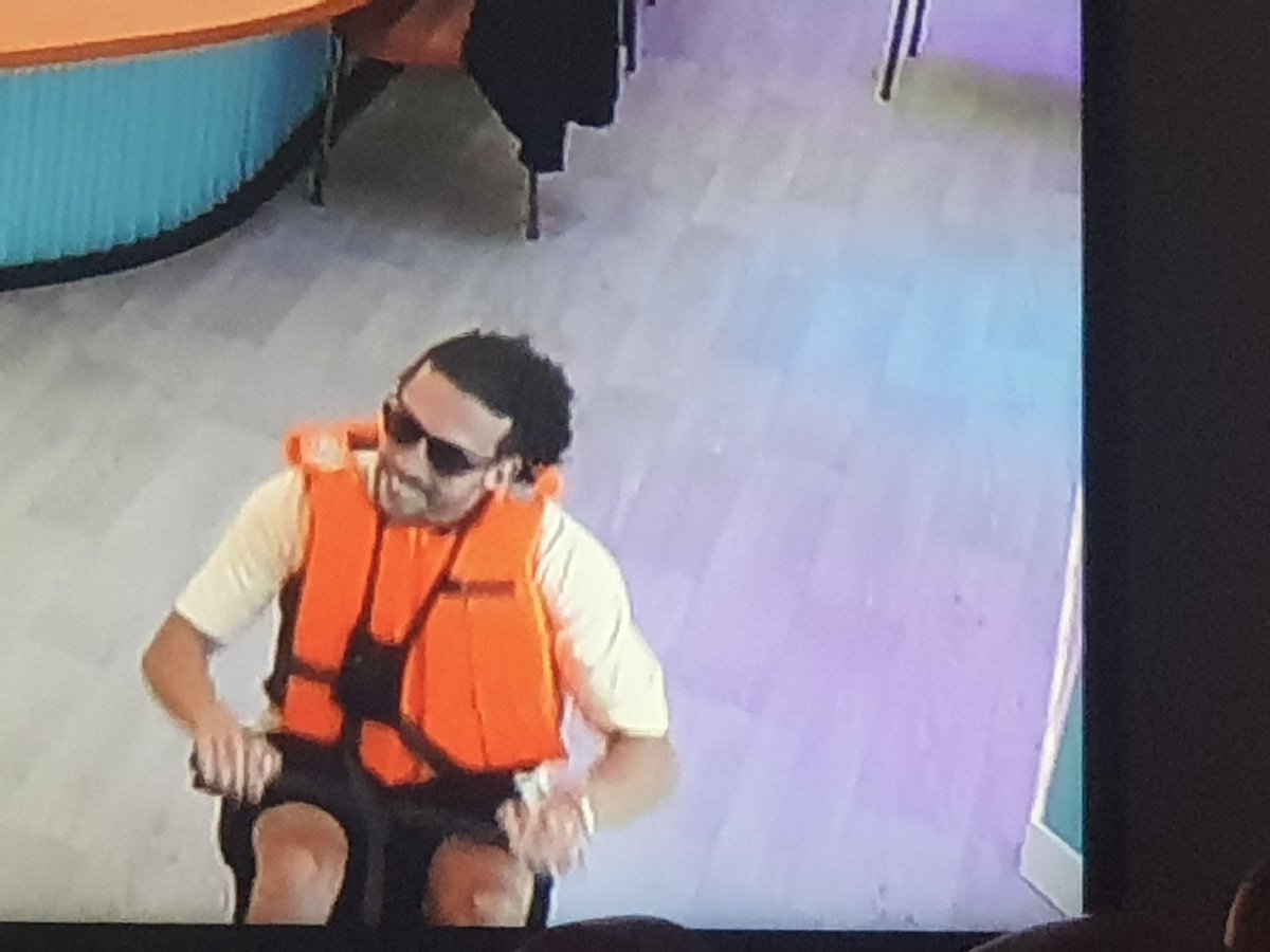 Rosoares27's tweet photo. O único q cumpre a prova!
#bbtvi 
o resto nem nos mínimos se empenham...
que MISÉRIA  de elenco! https://t.co/d73TQTkKyW