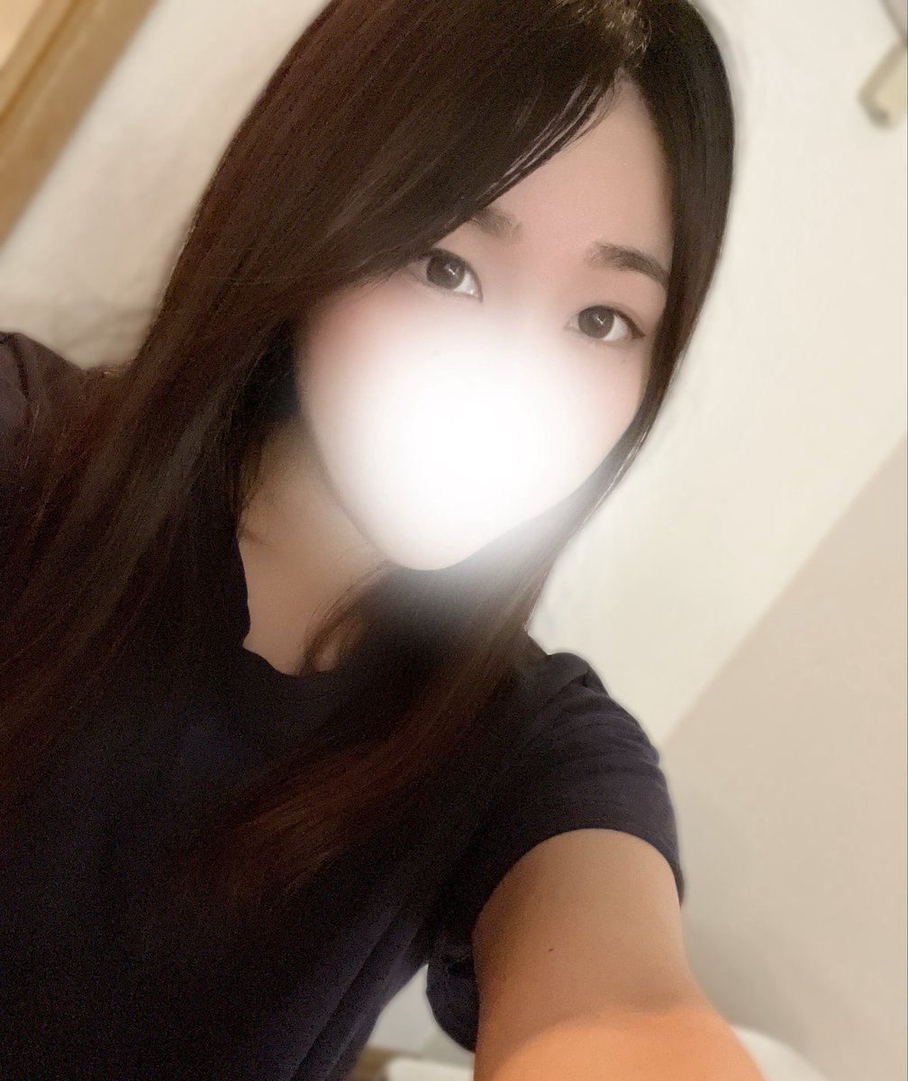 6mhl9's tweet photo. 立て続けにご予約ありがとうございます❤︎

最短23:00〜ご案内可能です♪

ラスト1.2枠ご予約いただけたら嬉しいです💌 https://t.co/zvDIzE88nR