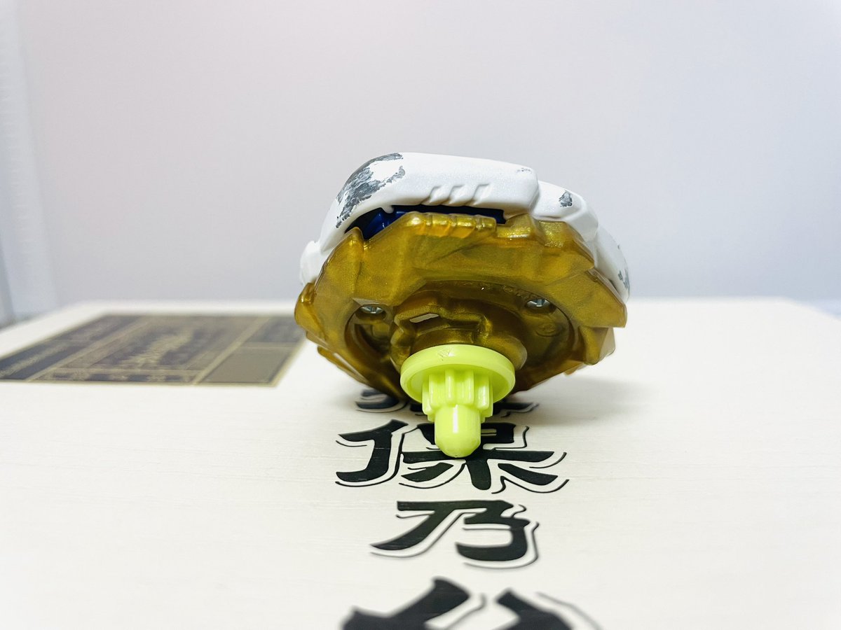 mizuha_uryu's tweet photo. グローリーワルキューレについて
重要事項をお伝えします

「ソフトタッチで回転力を弱めようとする行為」
は絶対にやめてください

軽く触れているつもりでもバウンド刃は確実に指を破壊してきます
わたしの指は真紫になりました

あと、カスタムはNrに落ち着きました
今度ウィザロと戦わせます https://t.co/gAzzycnfXJ