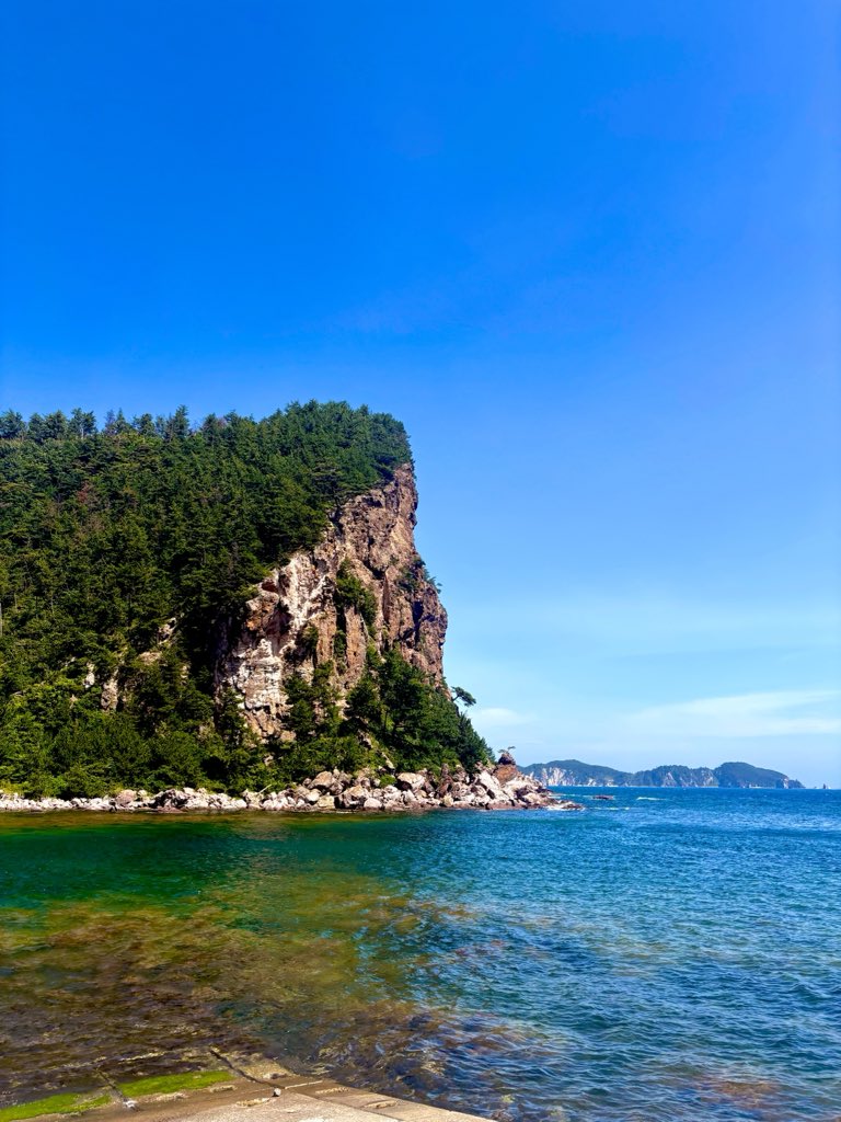 ran_____15's tweet photo. 隠岐の島🏝️2回目来ましたー！
ハブ酒飲んで釣りするだけの1日最高✨️ https://t.co/ZBjTaBWtDP