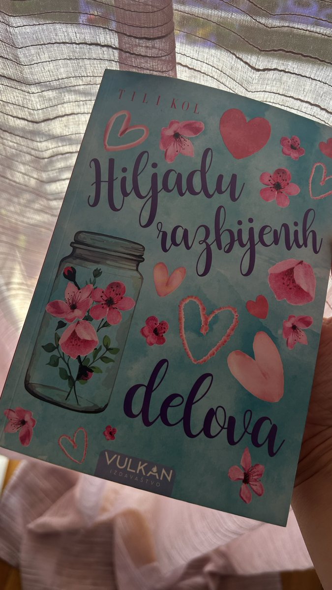 Grickam's tweet photo. Tinejdžeri koji se bore sa gubitkom bližnjih. Možda će vas naterati na suze, možda ćete imati knedlu u grlu, ali najbitnije…
Vabi-Sabi-naučimo da prigrlimo nesavršenost života, njegovu prolaznost i nepotpunost. ❣️ https://t.co/9POu31cKaW
