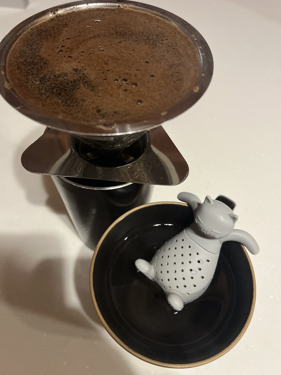 funfundiybear's tweet photo. 今日のこーひーぶれいく
コーヒー メタルフィルター
ホッと一息 デカフェ
べあぐらフォト https://t.co/ixWGJBIHxM
