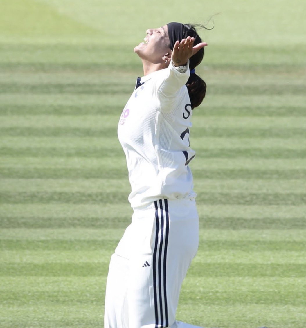 parasitesoup's tweet photo. missed a well deserved century and missed a well deserved fifer https://t.co/OA7qh9yEmE